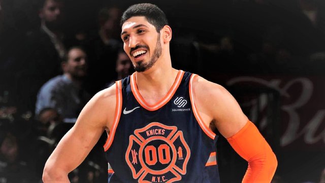 enes-kanter-iso-smile.jpg