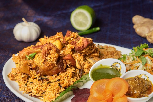 biryani-g4b3fa7082_1280.jpg