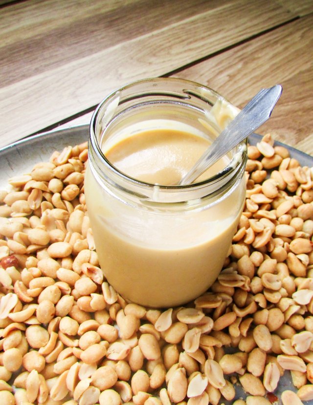 Homemade Peanut Butter - Gringalicious.jpg