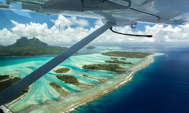 tahiti-air-charter-bora-bora-hydravion.jpg