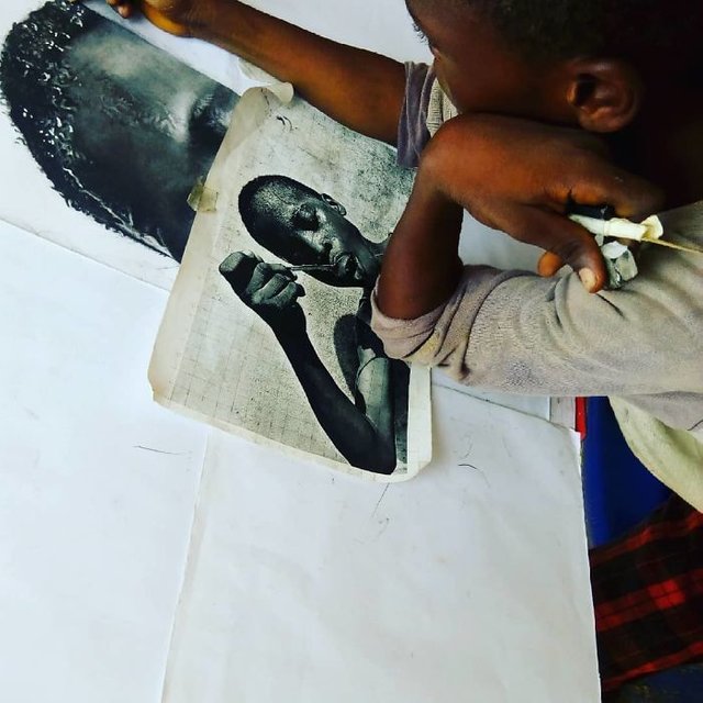 At-11-years-old-boy-makes-hyperrealistic-drawings-that-will-impress-him-5b3c05e29baab__700.jpg