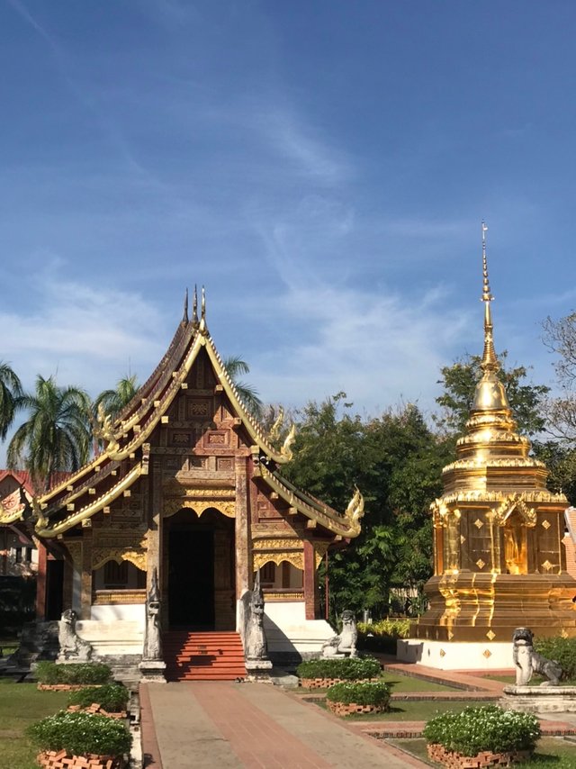 Wat Phra Singh10.jpg