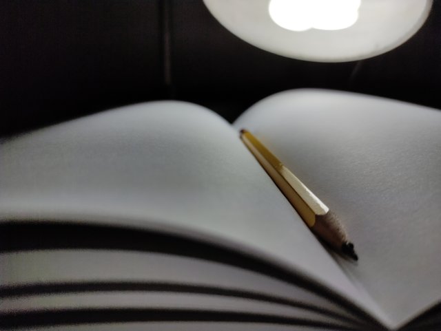 book_pencil.jpg