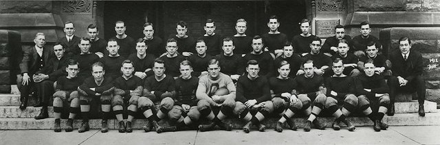 1912 team.jpg