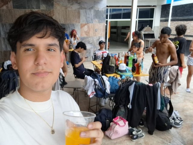 1000141728.jpg