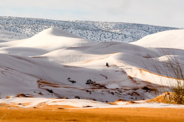 gr-weather-sahara-desert-snow007a_custom-d8758de000441d58b1035ee97a215fa7ec8ce002.jpg