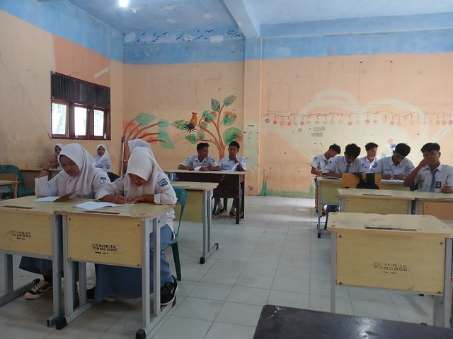 1000241545.jpg