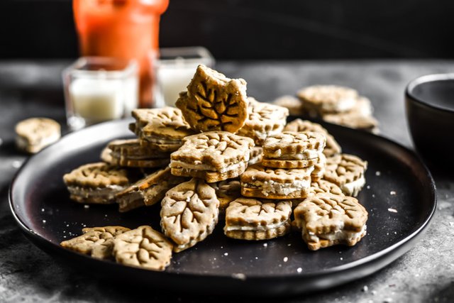 Maple Leaf Cream Filled Sandwich Cookies-5.jpg