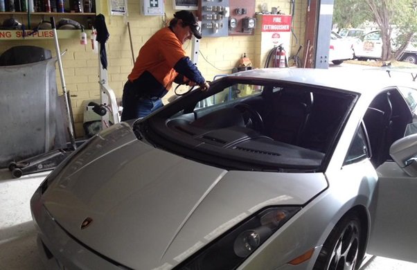 car-windscreen-repair.jpg