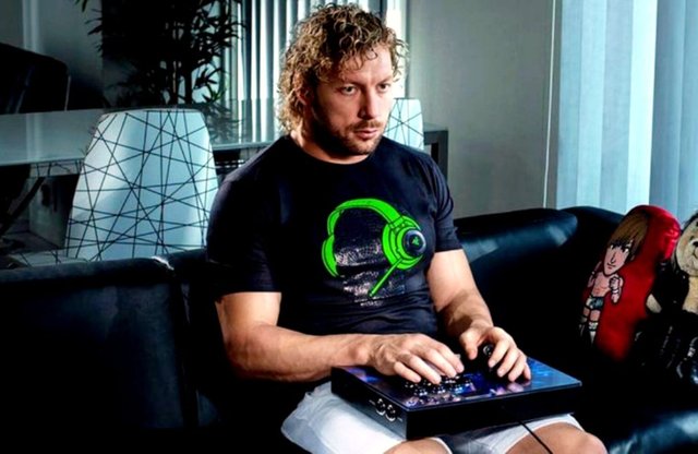 kenny-omega-gaming-min-1520x988-1.webp