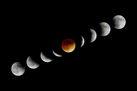 lunar-eclipse-high-res-stock-photography-680802971-1539372156.jpg