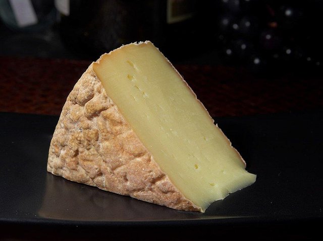 gubbeen-cheese-3512_1280.jpg