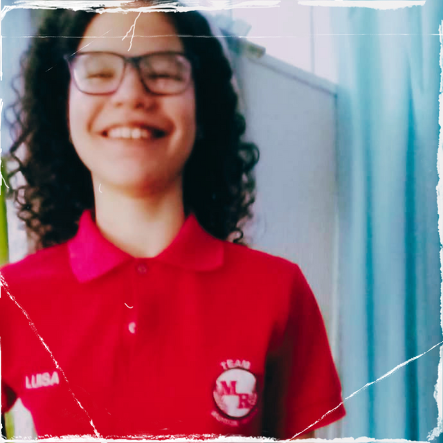 Post de Instagram para Anuncio Festival de Animación Amateur, blanco, negro y rojo(1).png
