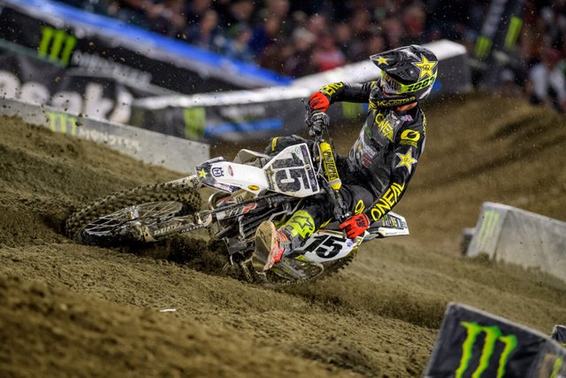 2019-anaheim-two-supercross-race-gallery-016-1280x853.jpg