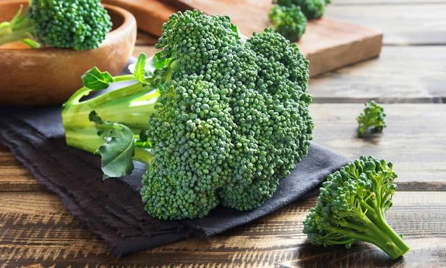 Does-Broccoli-Cause-Gas_R.jpg