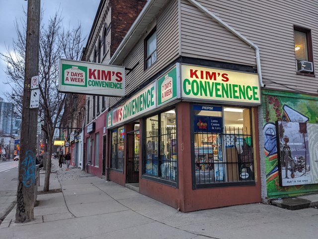 KimsConvenience.jpg