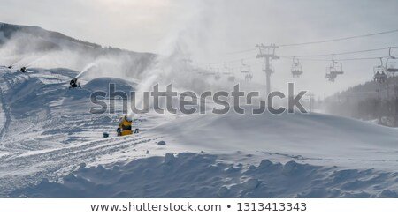 snow-guns-ski-lifts-on-450w-1313413343.jpg