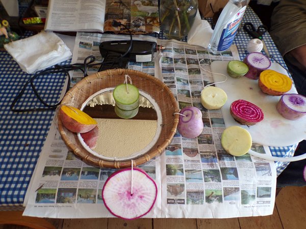 Chicken toys - making mirror wreaths crop January 2020.jpg