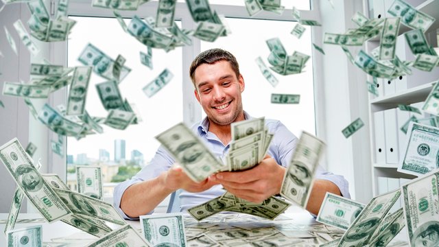 Men_Money_Many_Dollars_Banknotes_Smile_529854_2560x1440.jpg