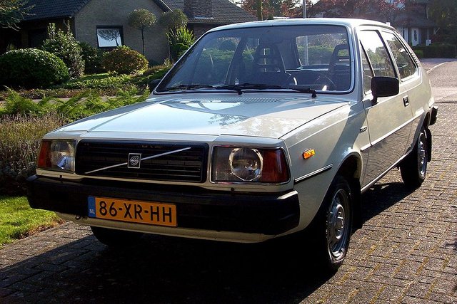 1024px-Volvo343DL1980.jpg