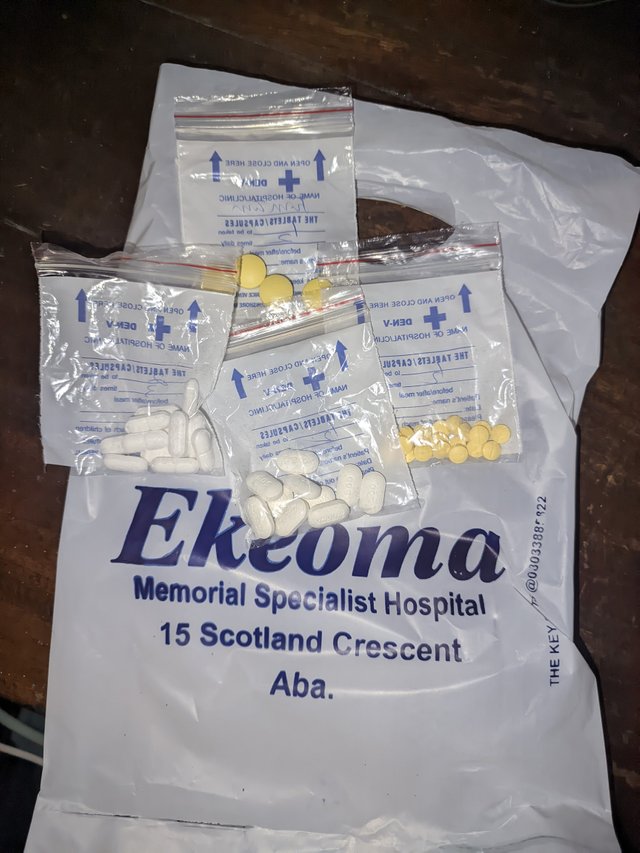 1000700300.jpg