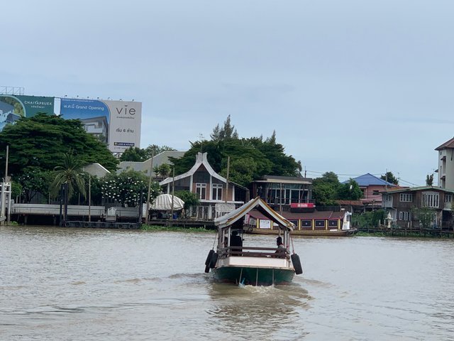 Chao Phraya River17.jpg