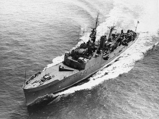 HMS_Palliser,_1956_(IWM).jpg