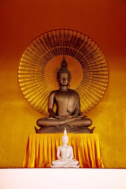 buddha-1124703_640.jpg
