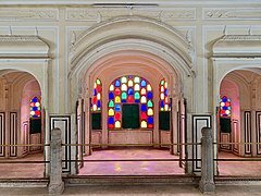 Hawa_Mahal_inside_(2022-07).jpg