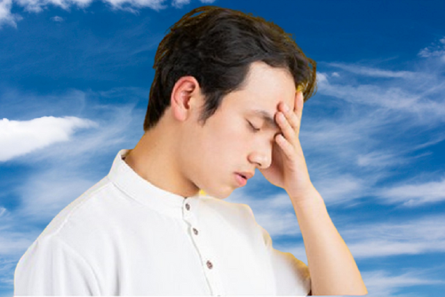 portrait-young-man-having-headache-260nw-1903780045-removebg-preview.png