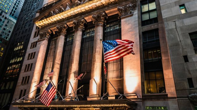 Leonardo_Kino_XL_Circle_Debuts_on_NYSE_at_31_Per_Share_Valuing_2.jpg