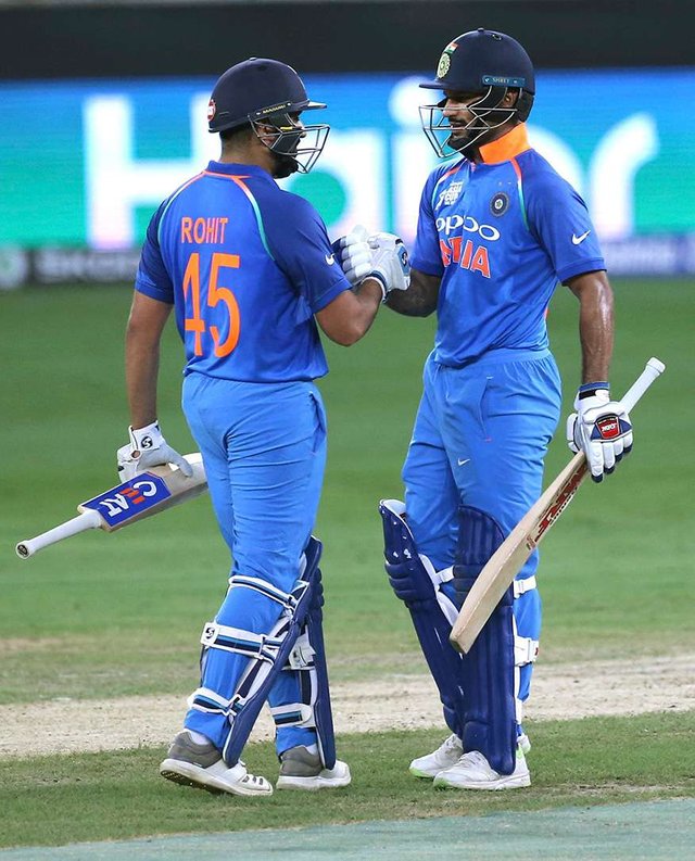 India-vs-Pakistan-Asia-Cup-Dubai-Pictures-11.jpg