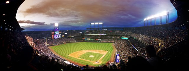 baseball-crowd-field-89699.jpg