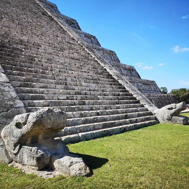 Chichen Itza 3.jpg