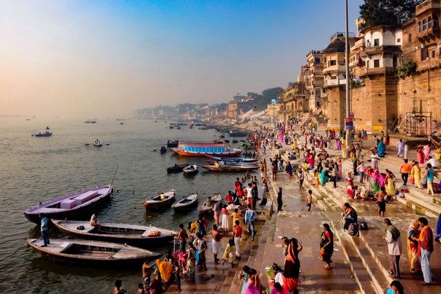 Sacred-place-Varanasi.jpg
