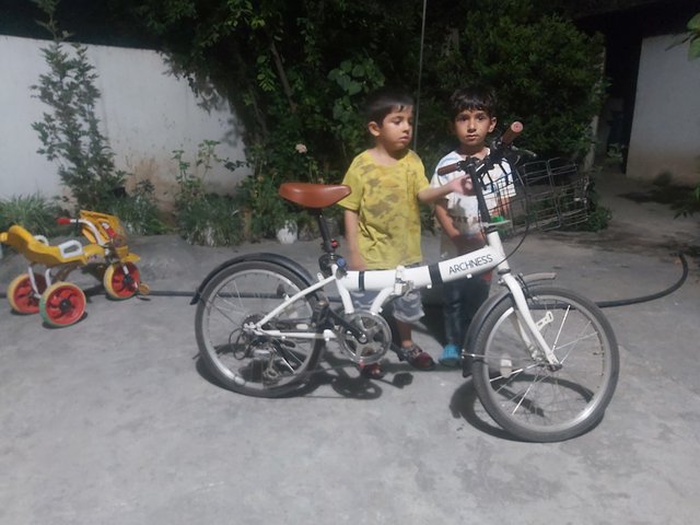 bicycling (6).jpg