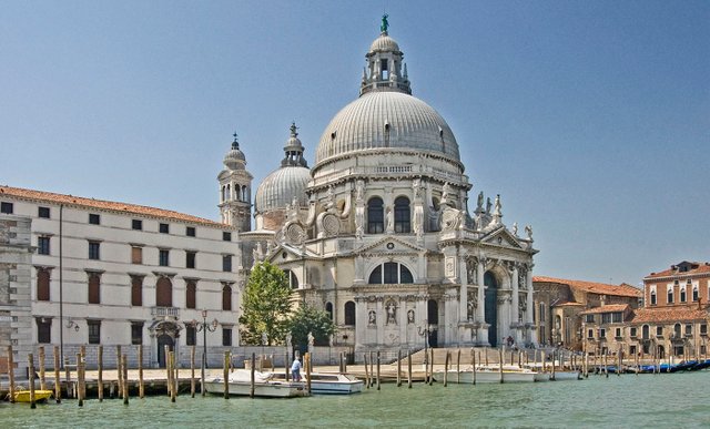 Venedig_s_maria_della_salut.jpg