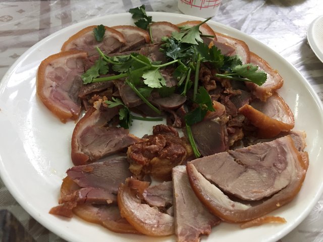 肘子肉.jpg