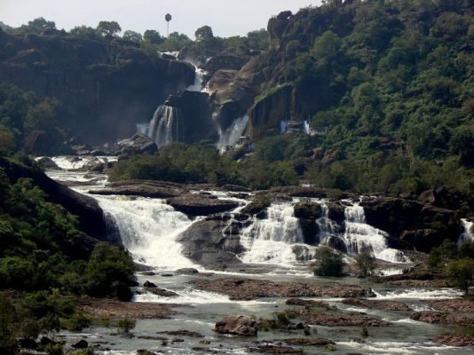 Kovai-Kutralam-Falls-534x400.jpg