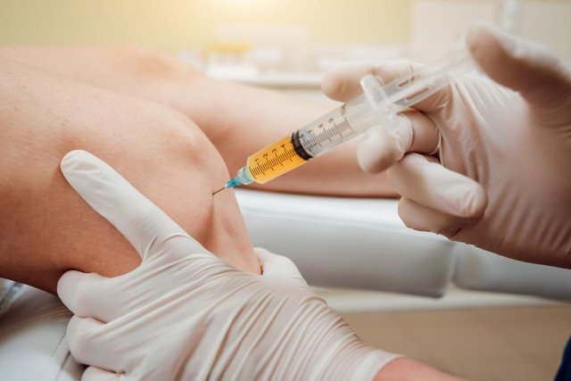 5 Frequently Asked Questions About Cortisone Shots.jpg