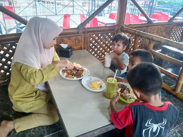 WhatsApp Image 2025-05-12 at 22.27.01_e1a0209e.jpg