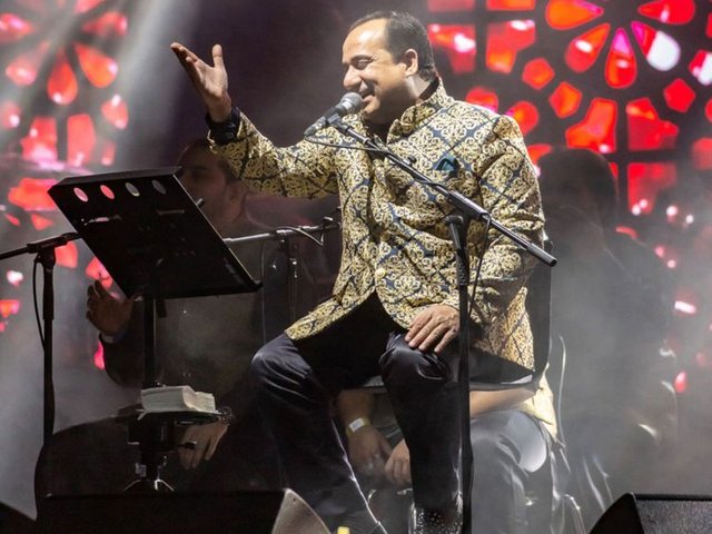 Rahat-Fateh-Ali-Khan_17d6bcc8416_large.jpg