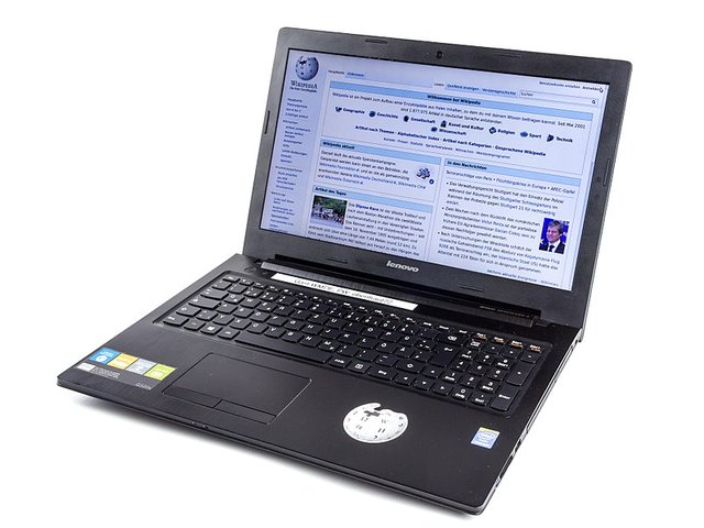 799px-Lenovo_G500s_laptop-2905.jpg