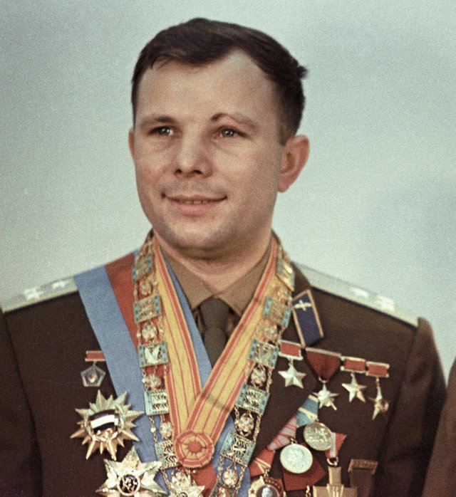 yuri-gagarin-006.jpg