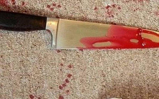 Cuchillo sangre.jpg