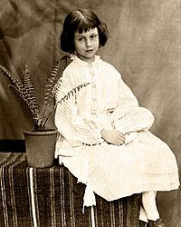 200px-Alice_Liddell.jpg