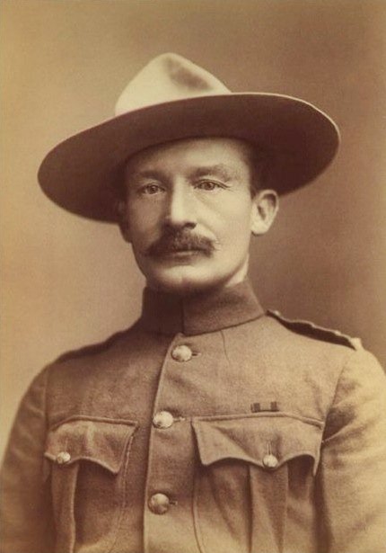 Robert_Baden-Powell_in_South_Africa,_1896_(2).jpg