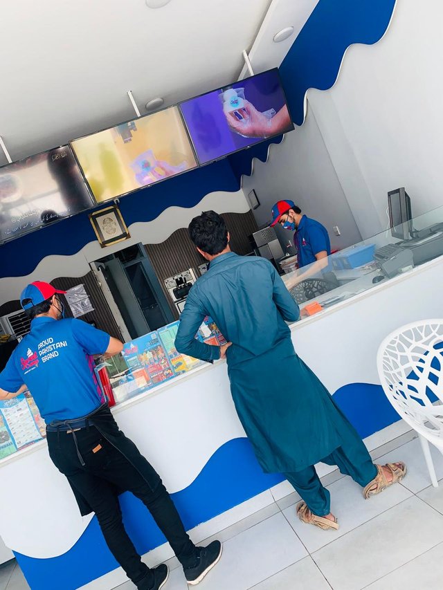 staff and customers .jpg