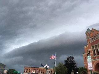 Tornado weather courthouse.png