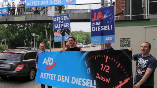 Gegen-Fahrverbote-Demo-Stuttgart-20180607-diesel_16-9-678x381.jpg